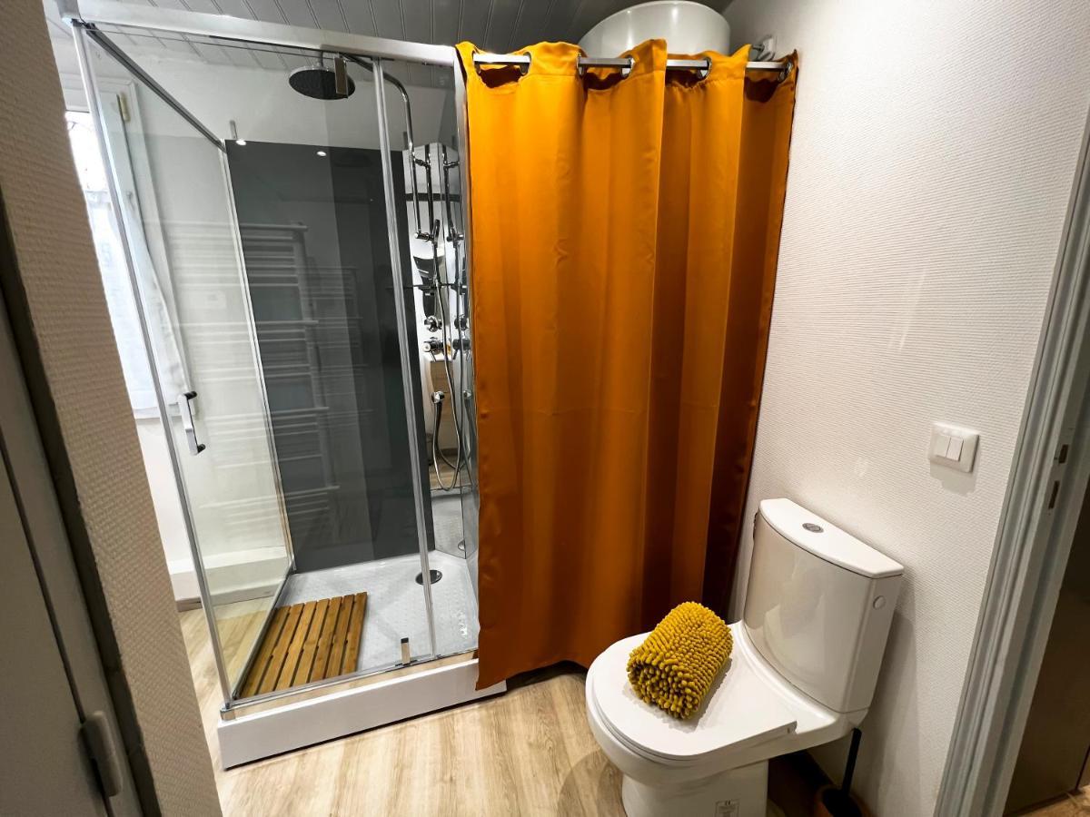 Au Duplex De Jeannala Apartment ซิลิสตาต์ ภายนอก รูปภาพ