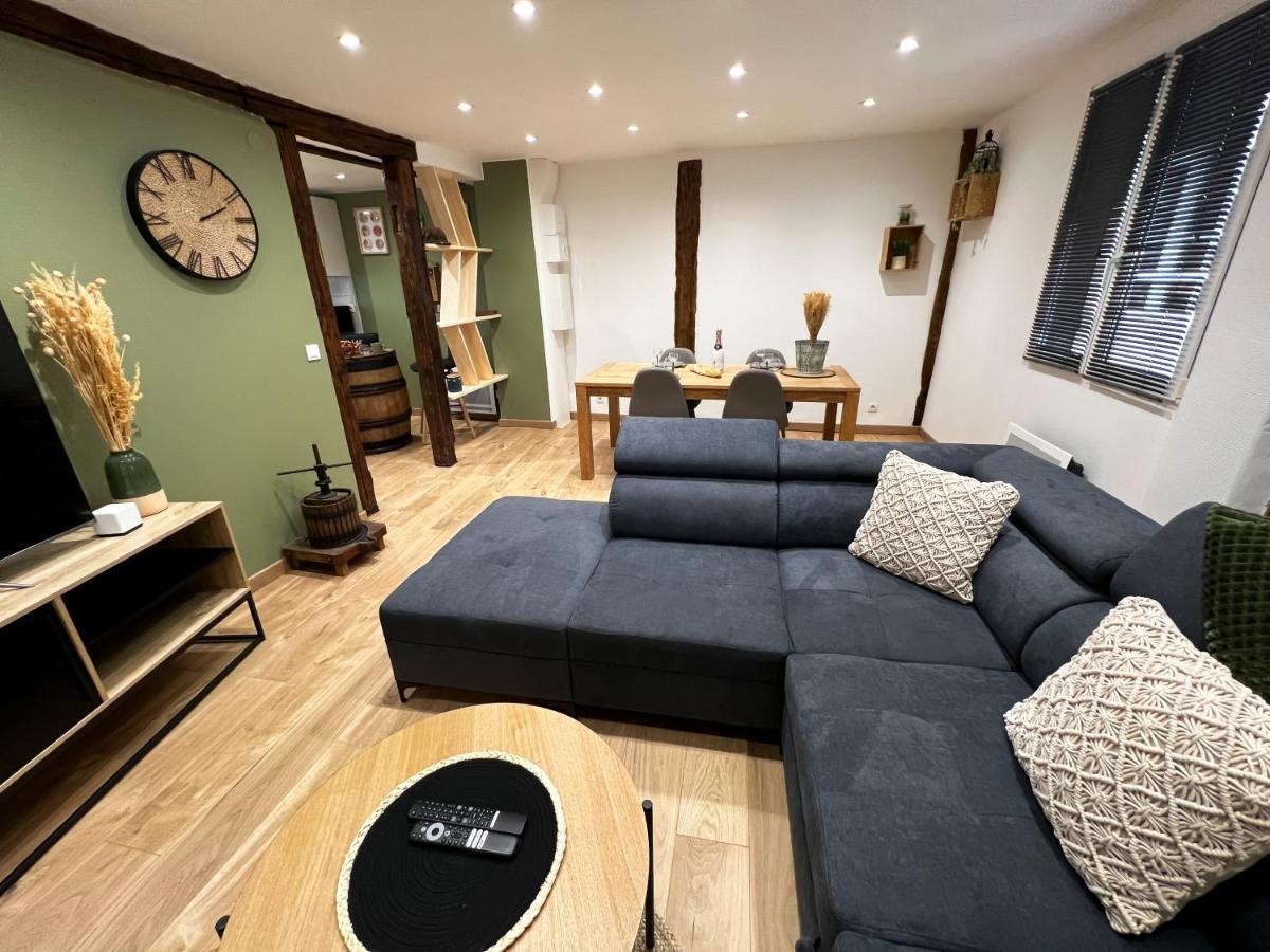 Au Duplex De Jeannala Apartment ซิลิสตาต์ ภายนอก รูปภาพ