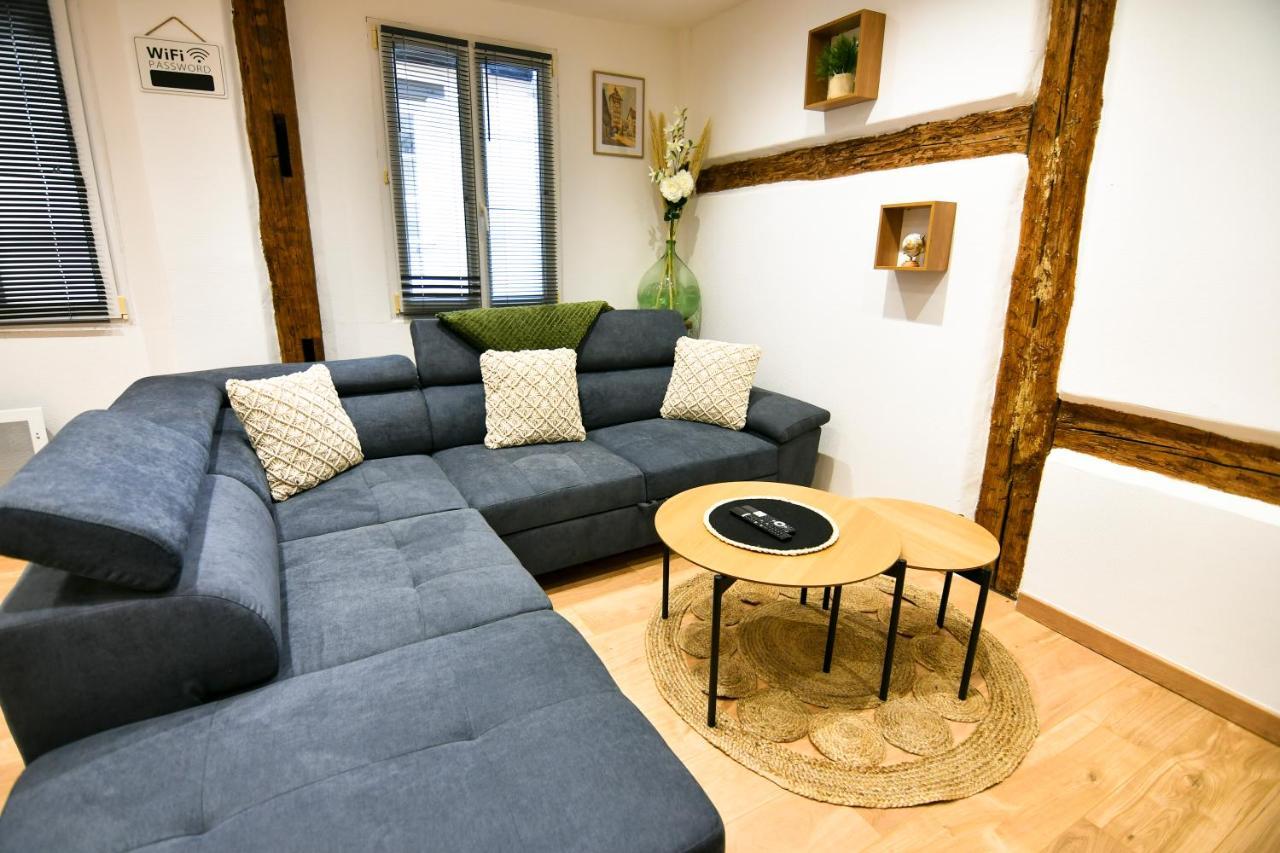 Au Duplex De Jeannala Apartment ซิลิสตาต์ ภายนอก รูปภาพ