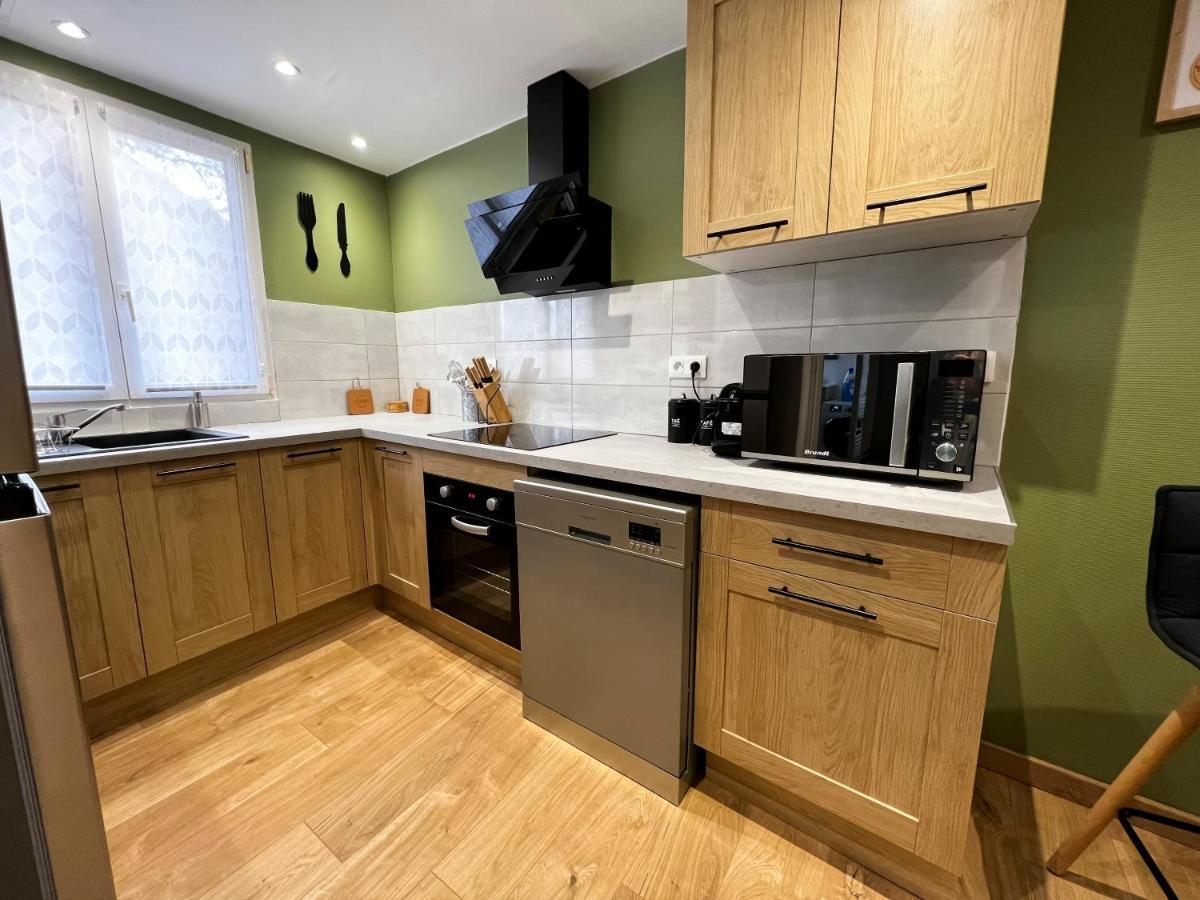Au Duplex De Jeannala Apartment ซิลิสตาต์ ภายนอก รูปภาพ
