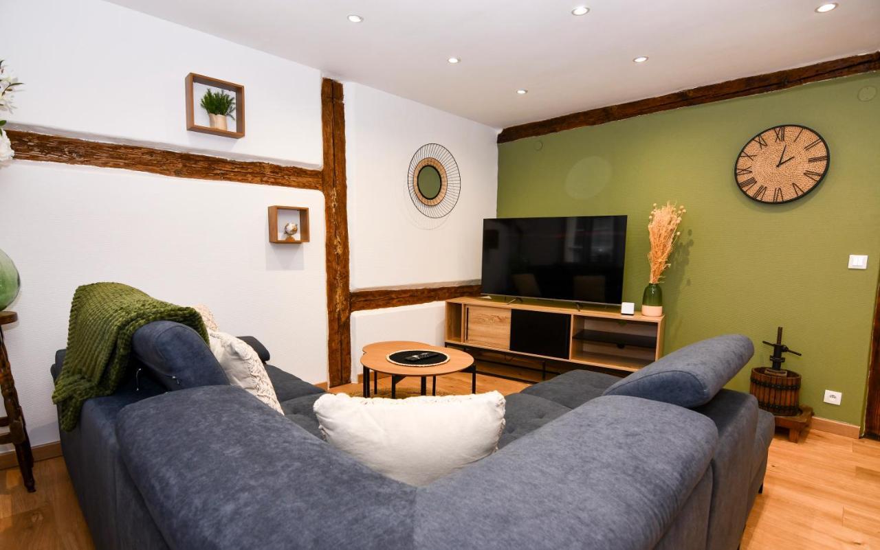 Au Duplex De Jeannala Apartment ซิลิสตาต์ ภายนอก รูปภาพ